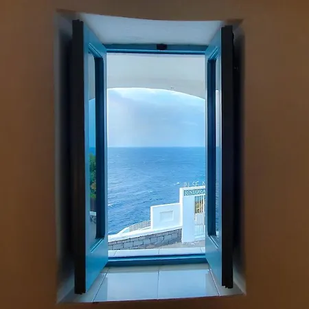 Hotel Santa Isabel Malfa (Salina)