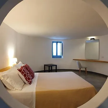 Santa Isabel Malfa (Salina)