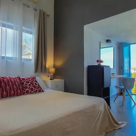 Hotel Santa Isabel Malfa (Salina)