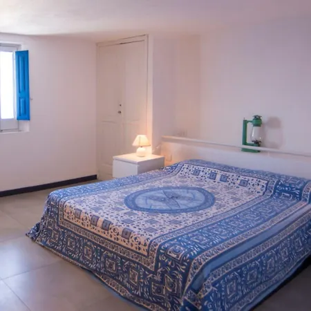 Santa Isabel Malfa (Salina)