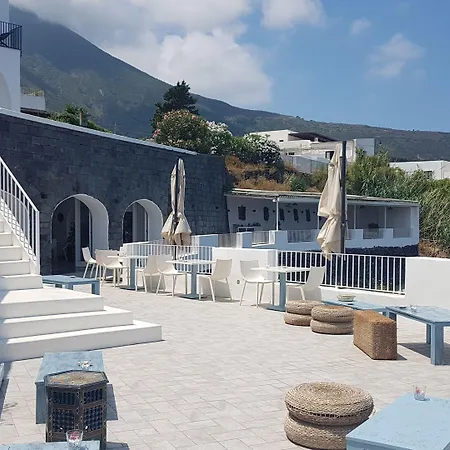 Hotel Santa Isabel Malfa (Salina)