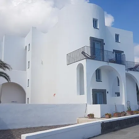 Hotel Santa Isabel Malfa (Salina)