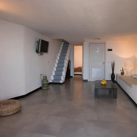 Santa Isabel Hotel Malfa (Salina)